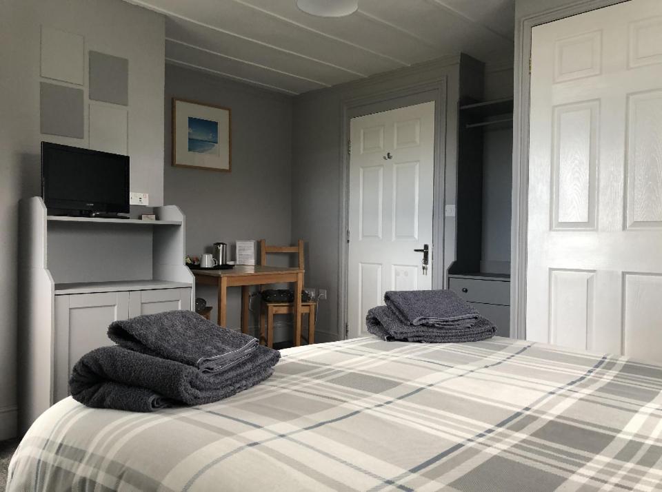 Channel View Guest House Stoke Fleming Екстериор снимка